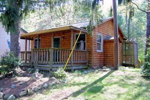 Brookside Cabin 1
